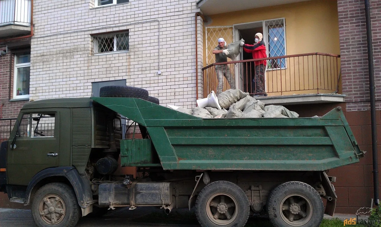 Вывоз мусора с грузчиками и погрузкой в Ейске от 2370 руб. — ПроМусор, услуги под ключ