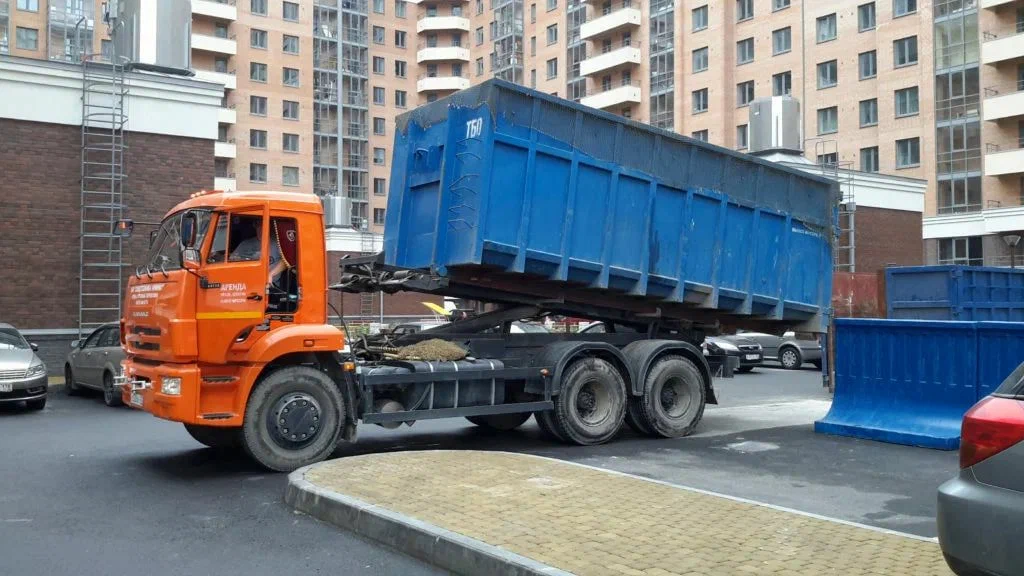 Аренда пухто для вывоза строительного и бытового мусора в Ейске в октябре