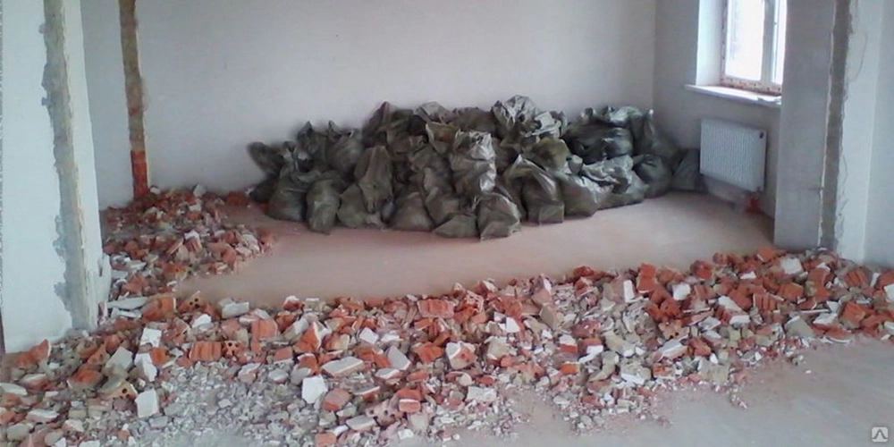 Демонтаж стен и перегородок в Ейске от ПроМусор: снос, вывоз мусора, цены от 206 руб